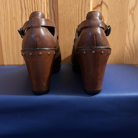 Dansko Franka Brown Wedge Heel - Picture 4 of 4